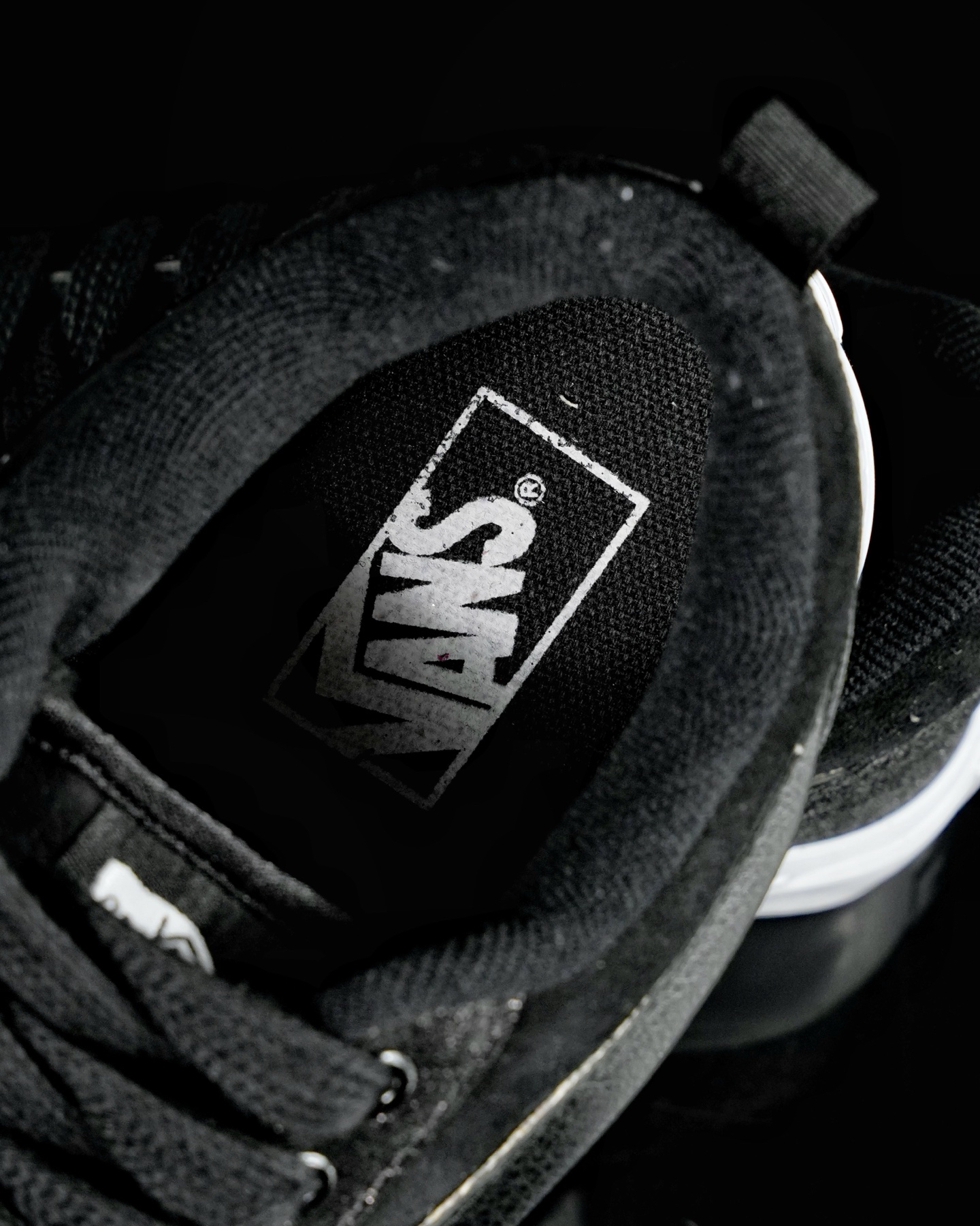 Vans Knu Skool Suede Skate Shoes Black