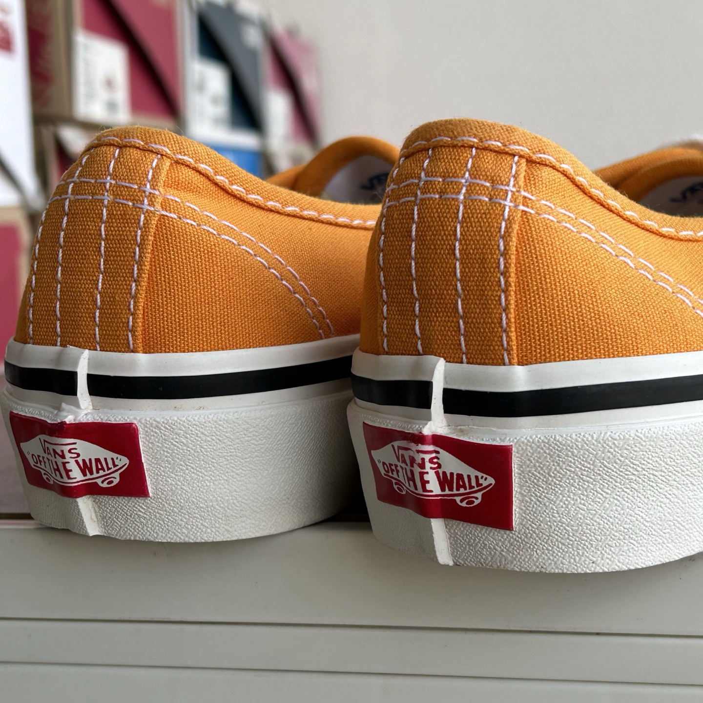 Vans Authentic 44 DX Low-Top Skate Shoes Orange