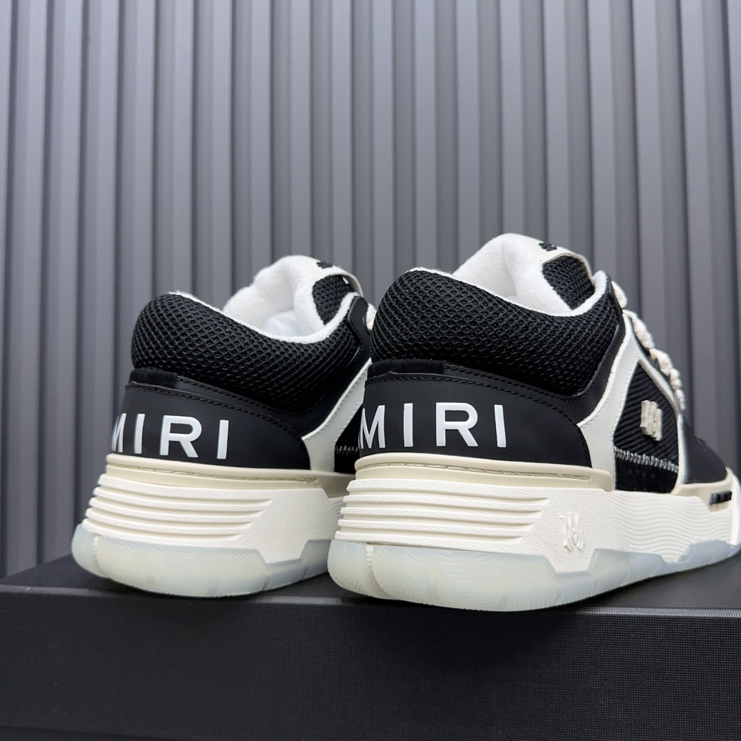 AMIRI Low-Top Sneakers Black/White