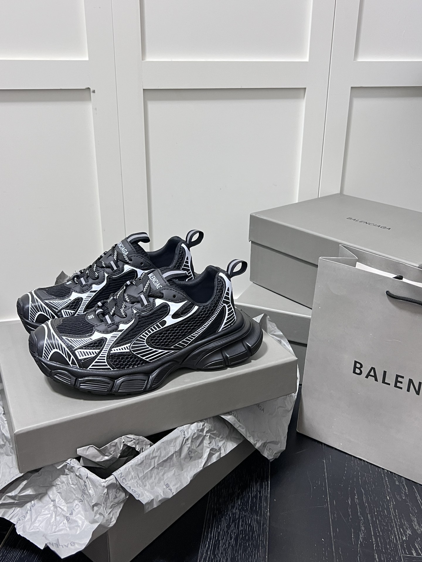 Balenciaga Chunky Dad Sneakers Black