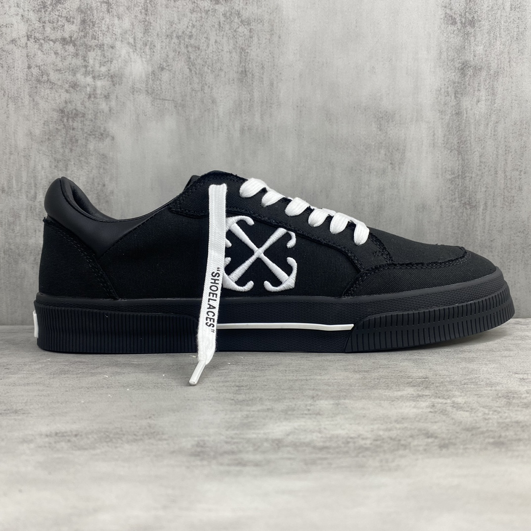 Off-White Low Vulcanized Canvas Sneakers Black