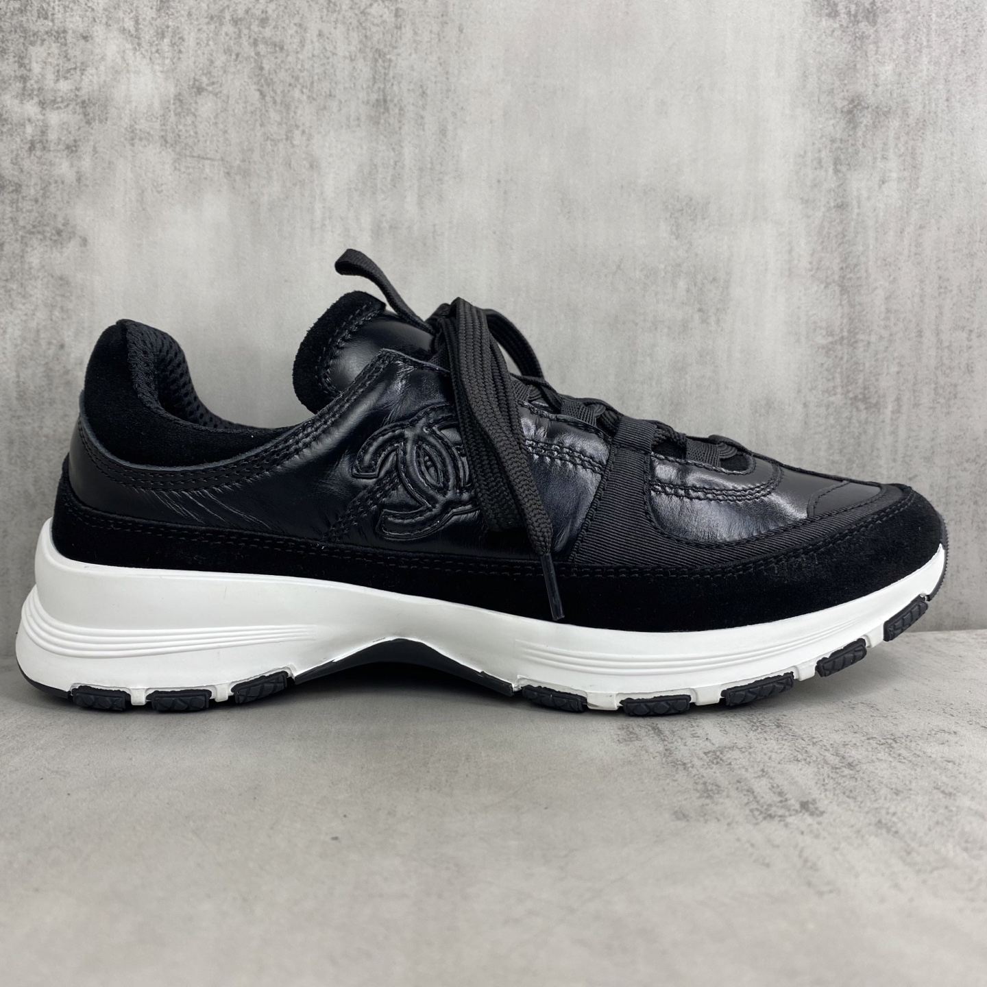 Chanel Leather Runner Sneakers Black/White