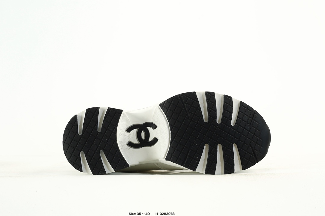 Chanel Calfskin Low-Top Sneakers White/Black