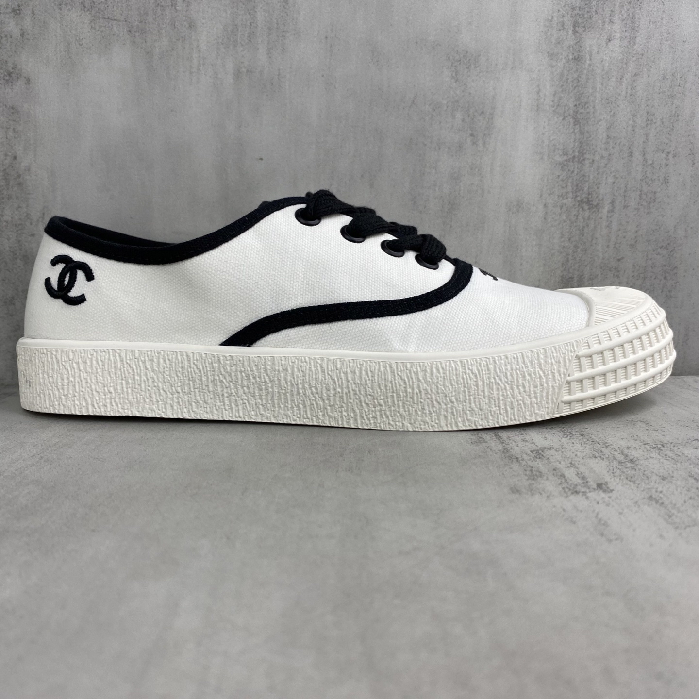 Chanel Vintage Canvas Sneakers Black/White