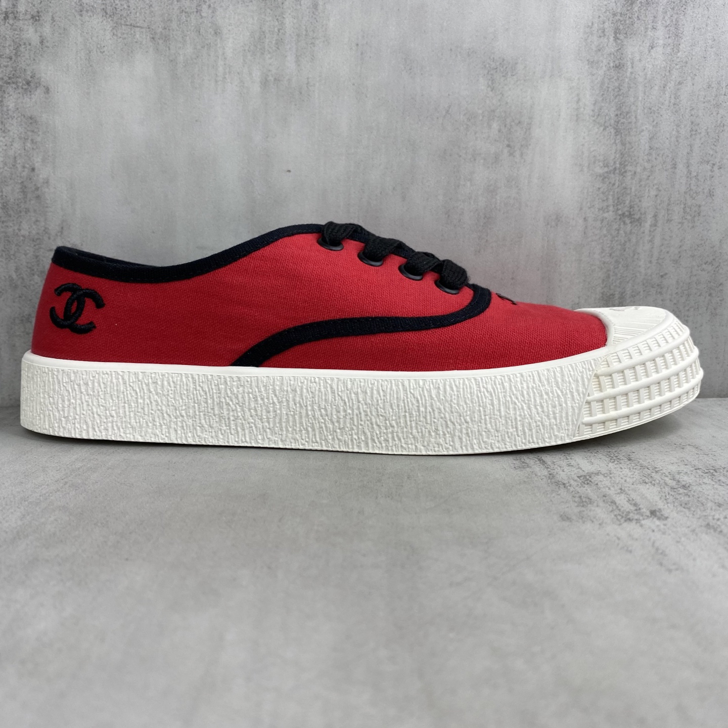 Chanel Vintage Canvas Sneakers Red