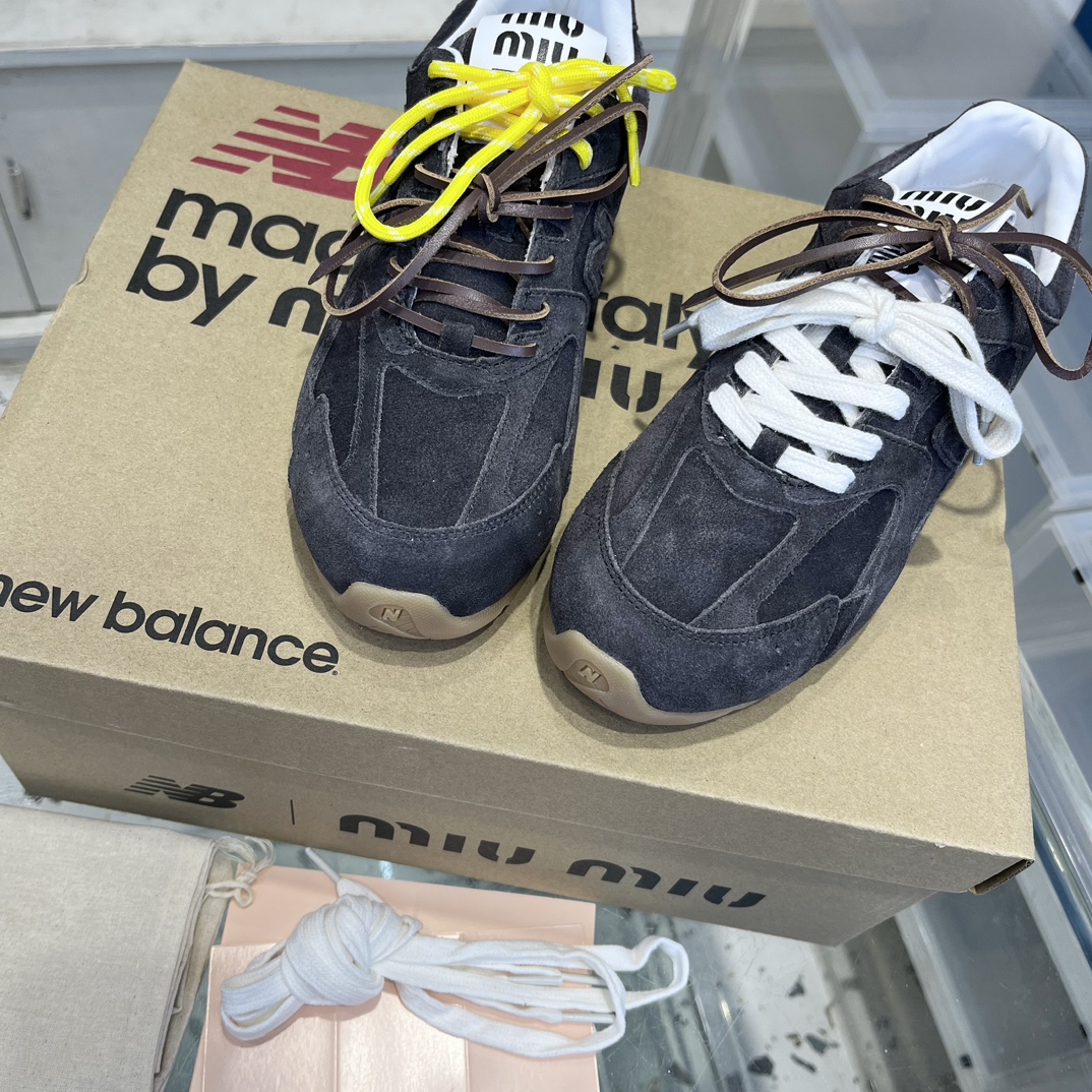 Miu Miu x New Balance 530 Sneakers Dark Gray