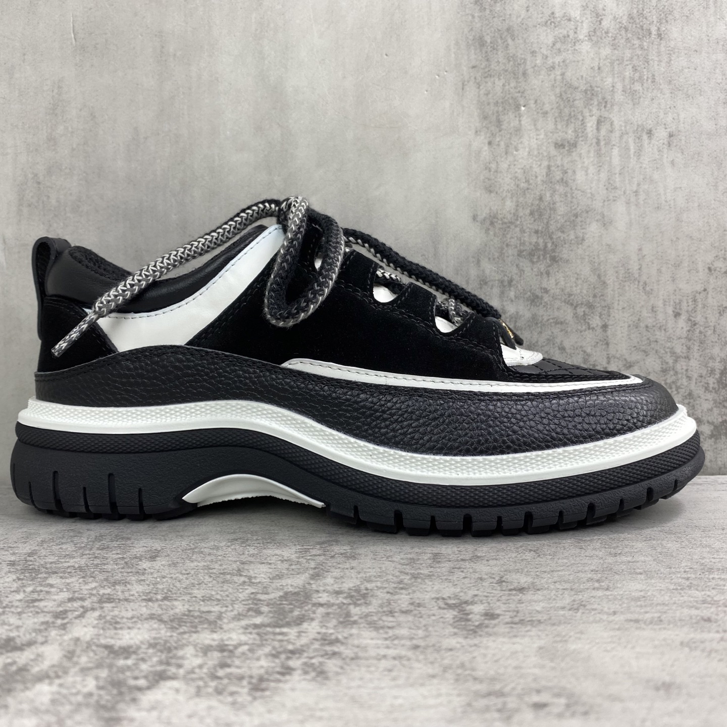 Chanel Panda Low Sneakers Black/White