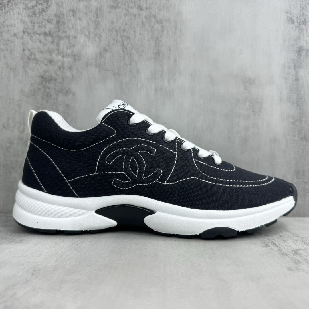 Chanel Panda Runner Sneakers Black/White