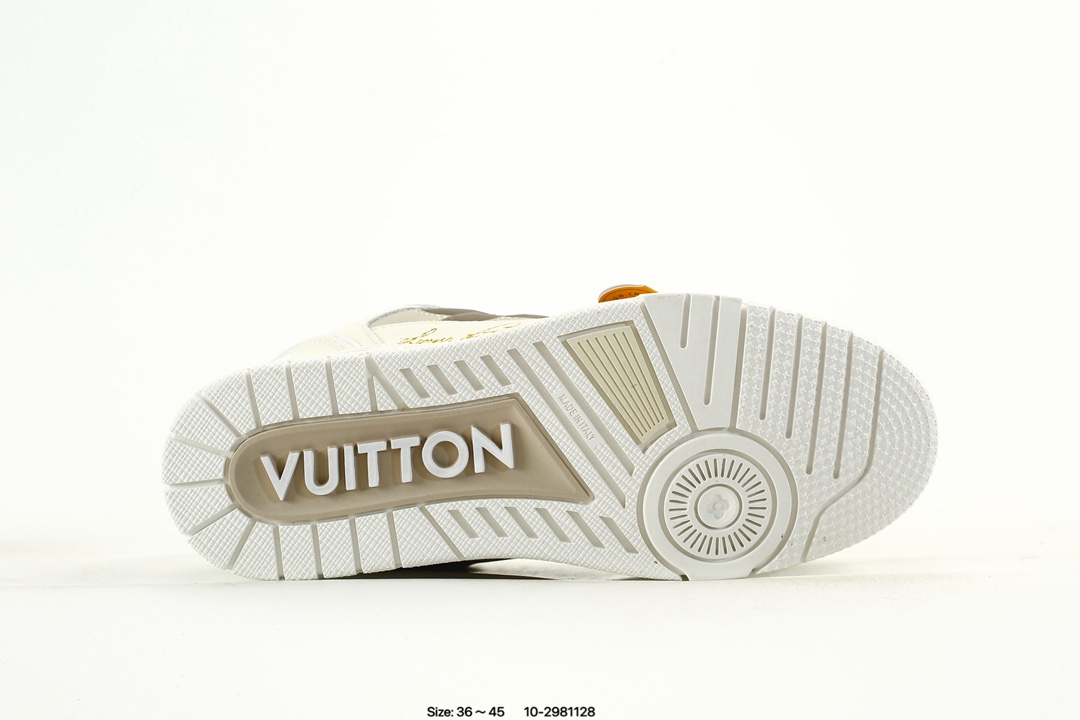Louis Vuitton Trainer Low Sneaker Beige