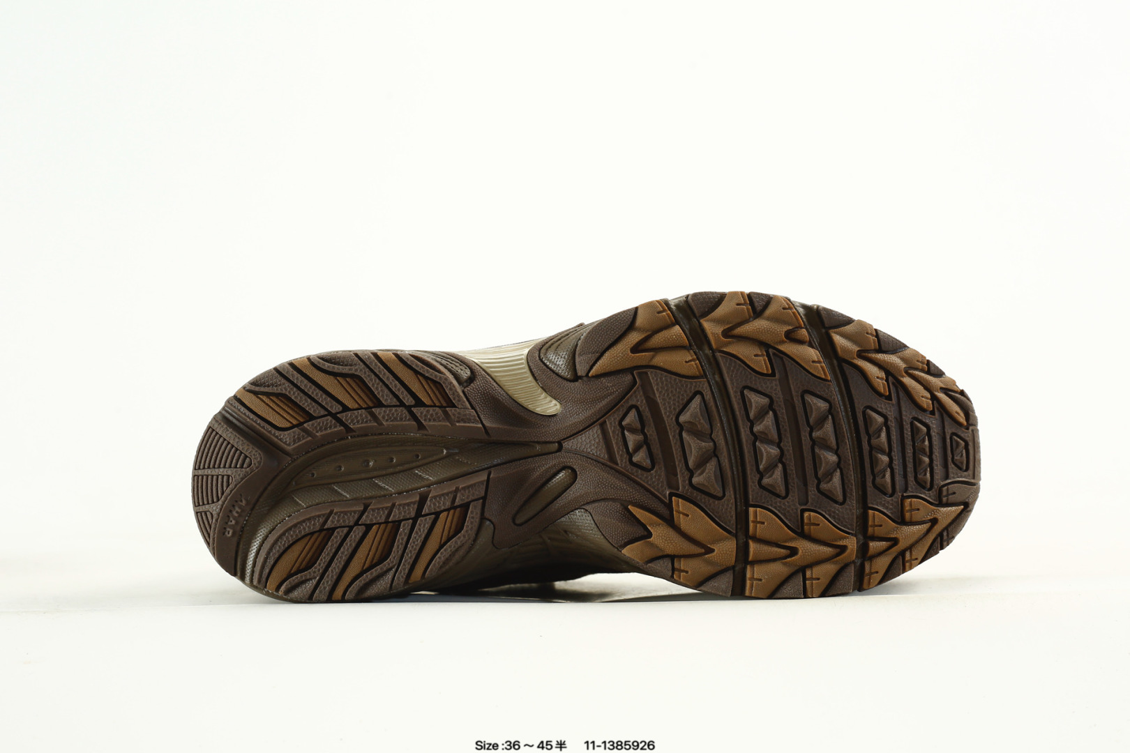 Asics Gel-Kahana TR Nexus Sneakers Brown