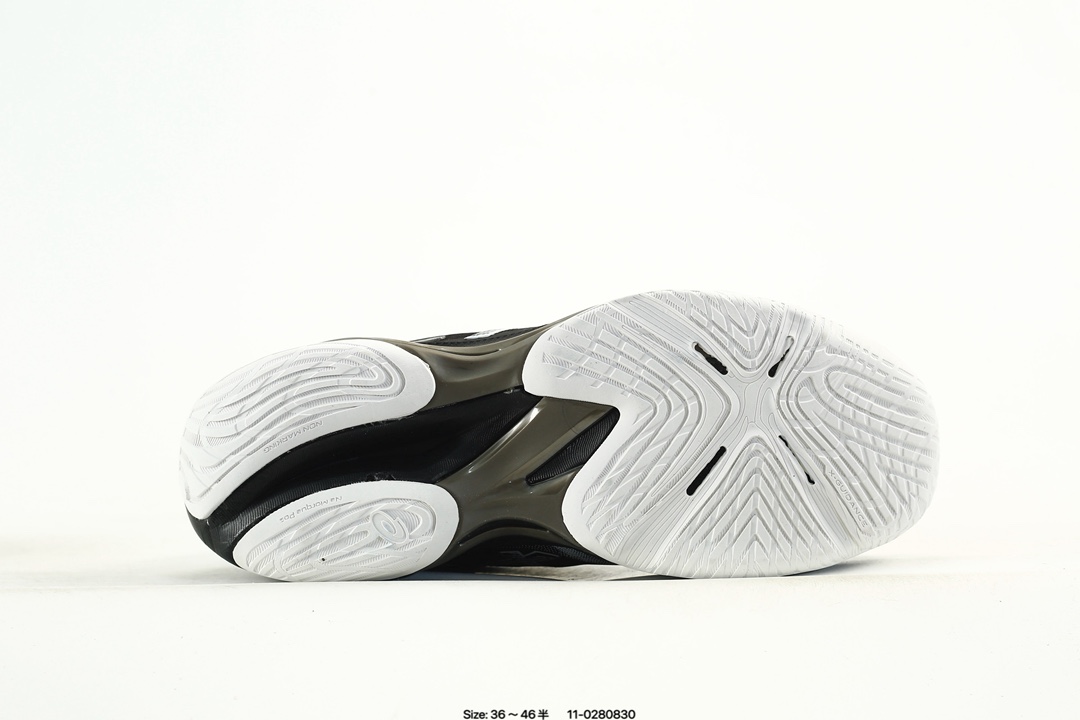 ASICS Netburner Ballistic FF 4 Training Shoes Black/White
