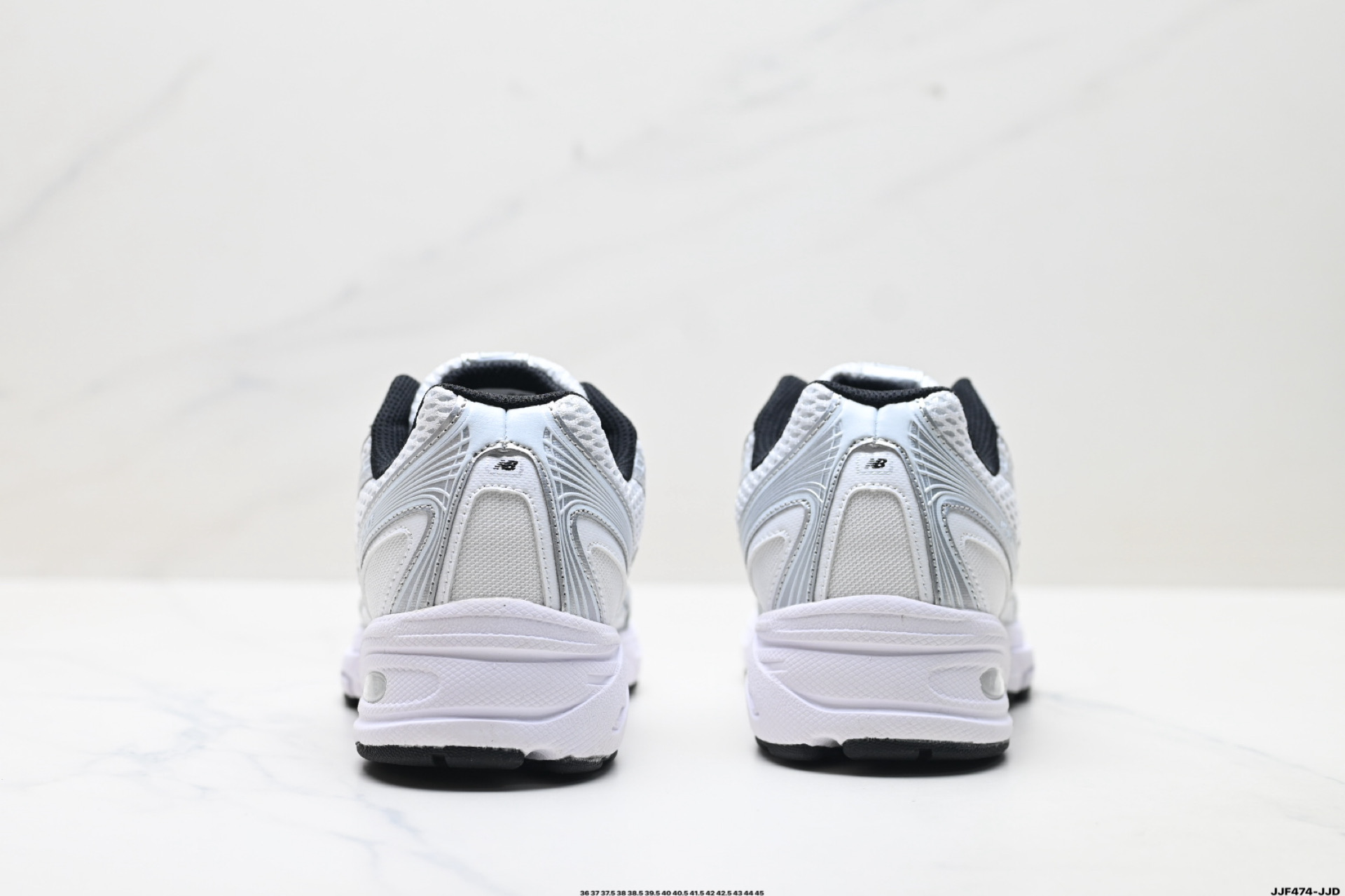 New Balance 740 Retro Runner Silver