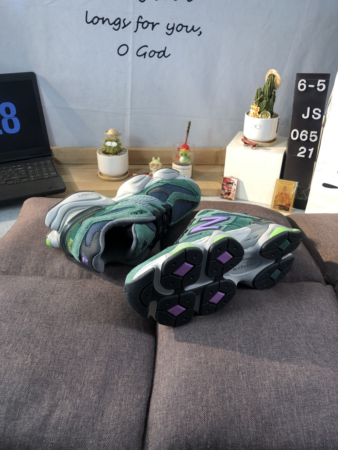 New Balance U9060 Retro Runner Green