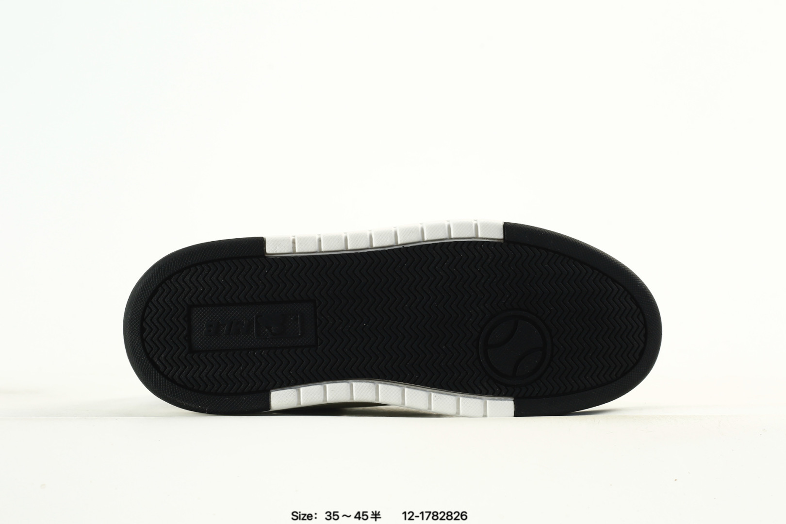 MLB Chunky Liner Sneakers Black/White