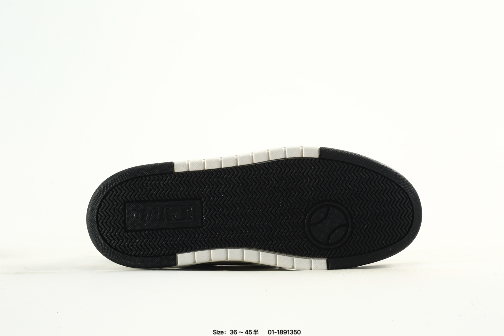 MLB NY Graffiti Dad Sneakers Black/White