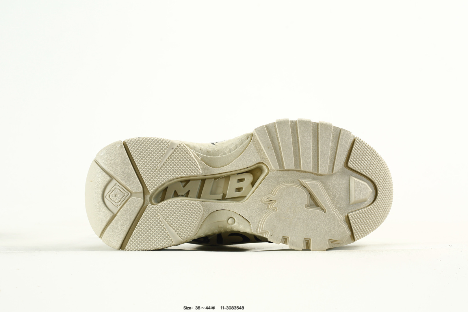 MLB Bigball Chunky Pixel Low-Top Sneakers Cream