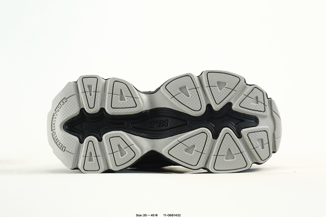MLB Champ Chunky V Dad Sneakers Black/Gray