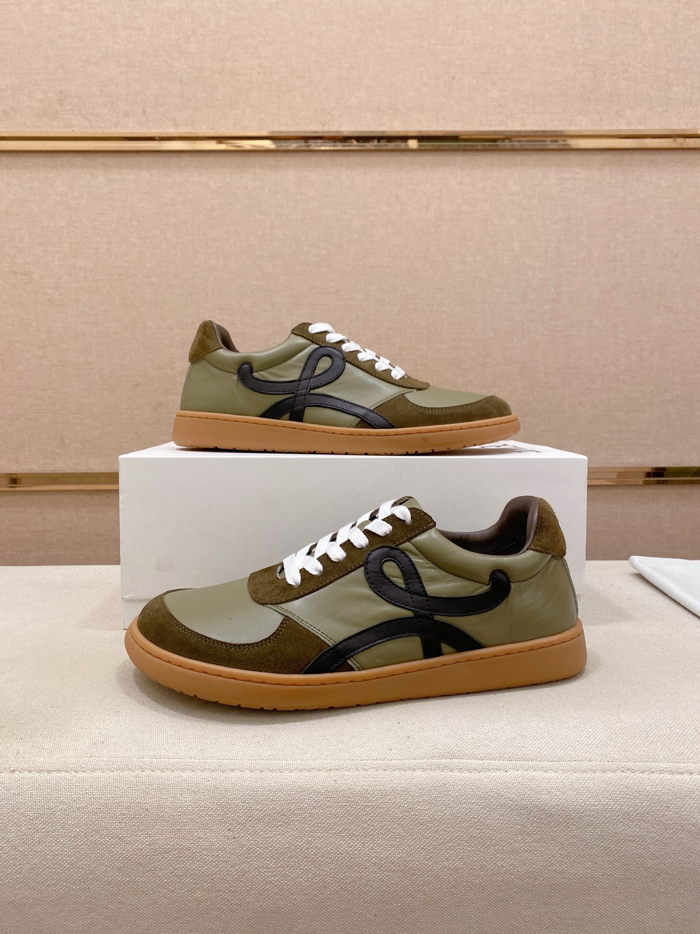 Loewe Leather Low-Top Trainers Green