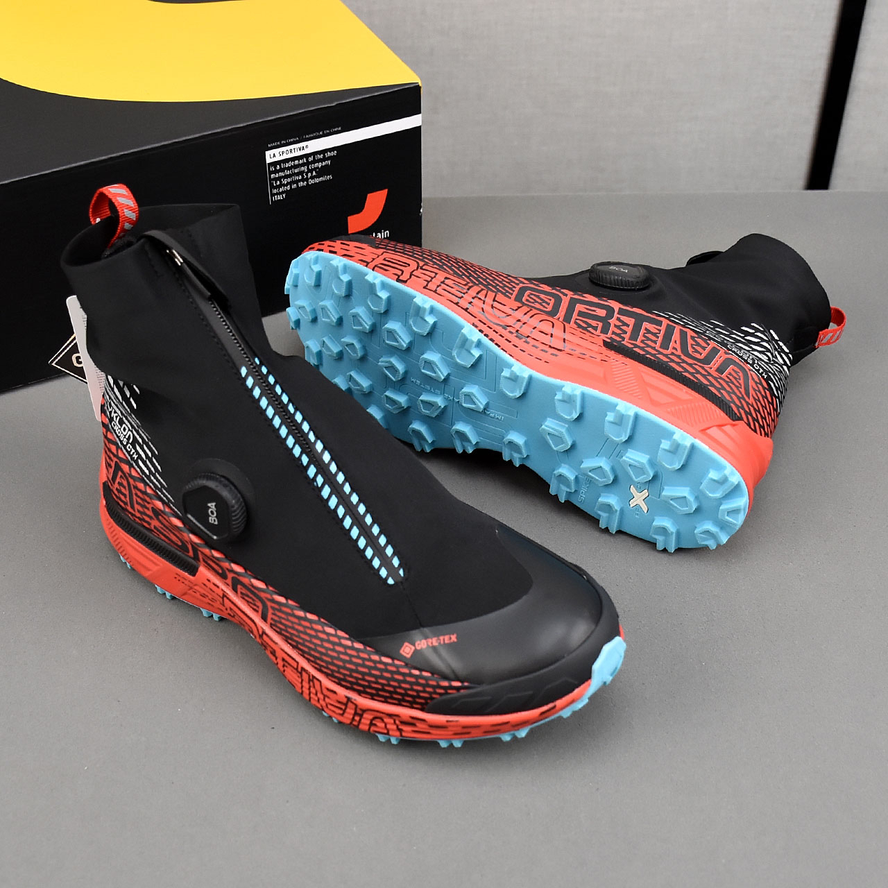 La Sportiva Cyklon GTX Boots Black/Red/Blue