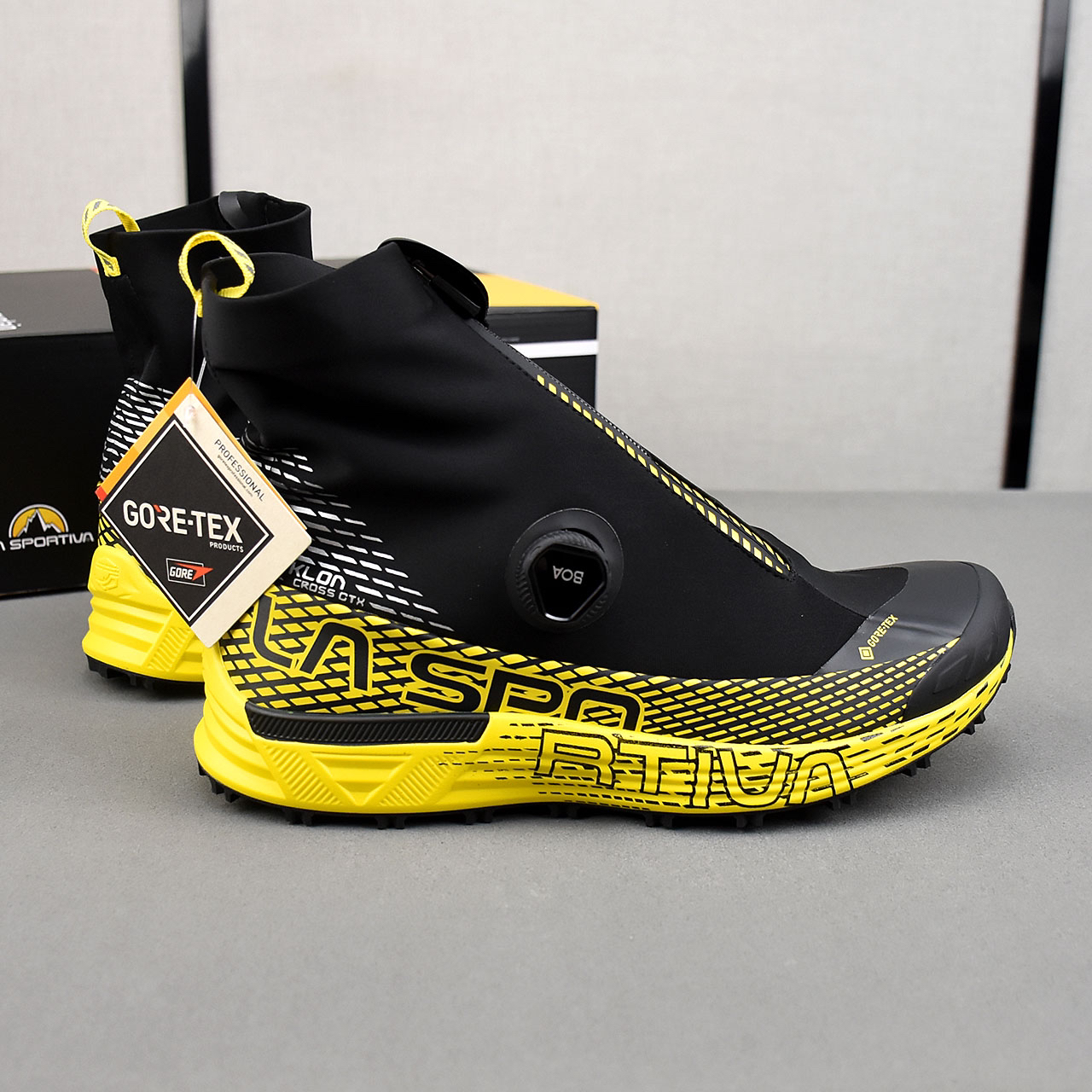 La Sportiva Equilibrium ST GTX Boots Black/Yellow