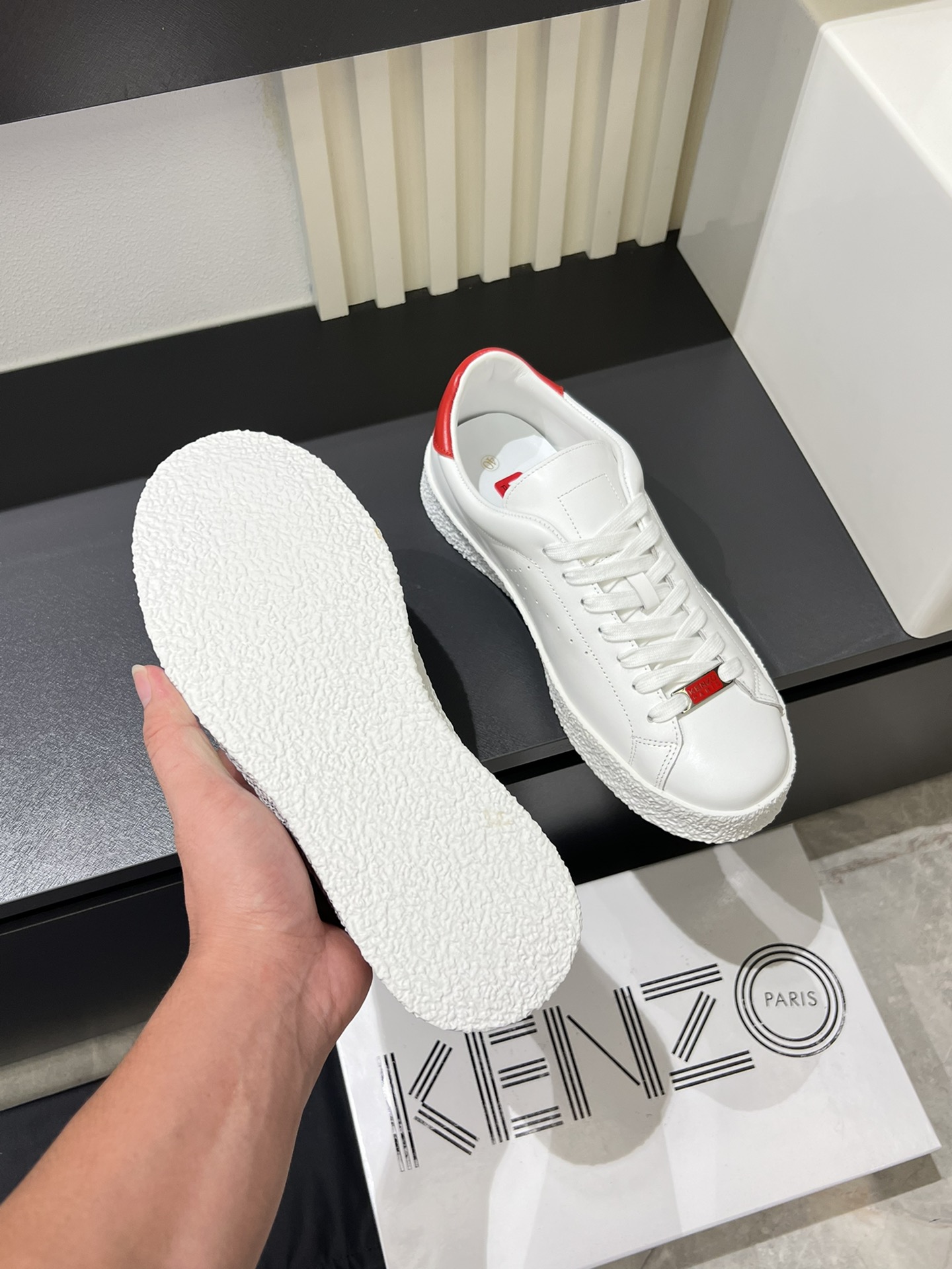 Kenzo Men's Leather Low-Top Sneakers White/Red
