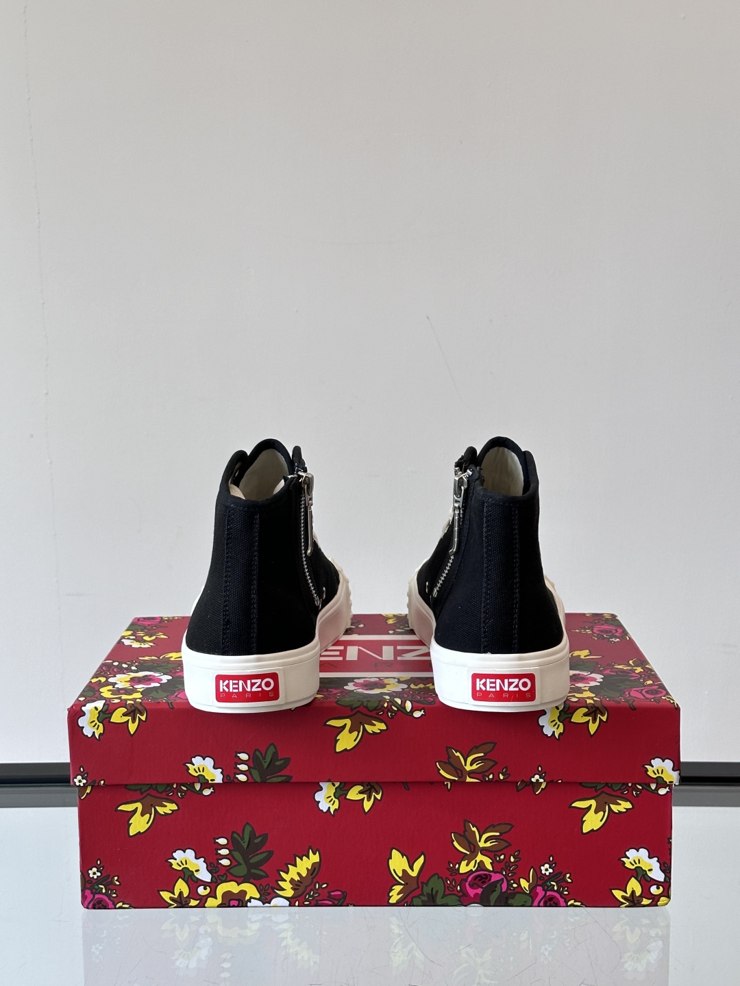 Kenzo Tiger Canvas High-Tops Black