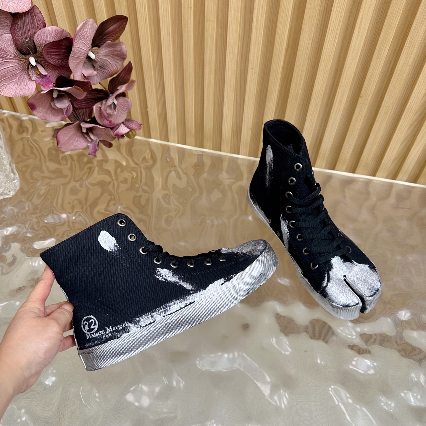 MM6 Maison Margiela Tabi Canvas High-Top Sneakers Black/Silver