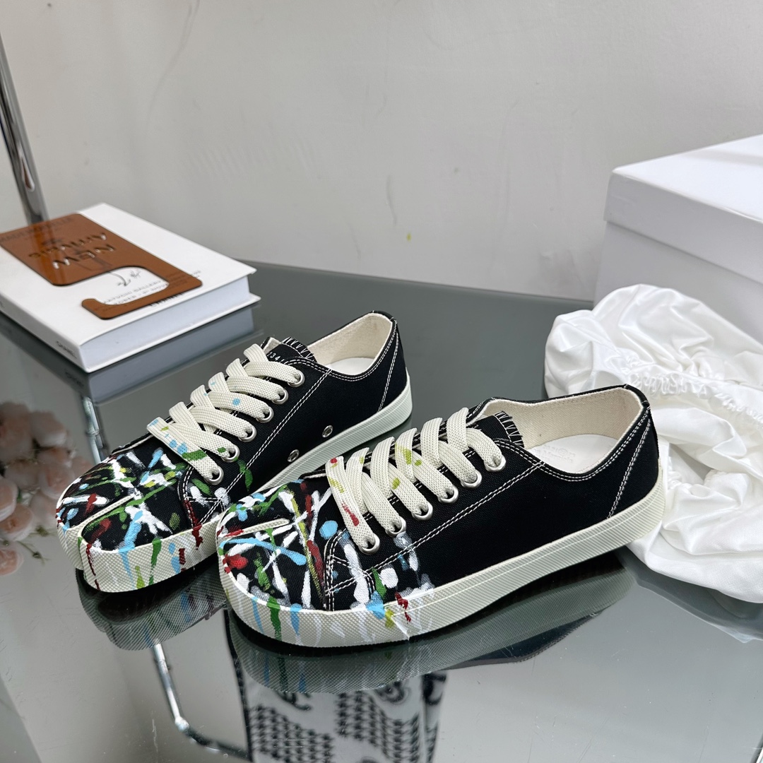 Maison Margiela MM6 Tabi Canvas Sneakers Multi-Color