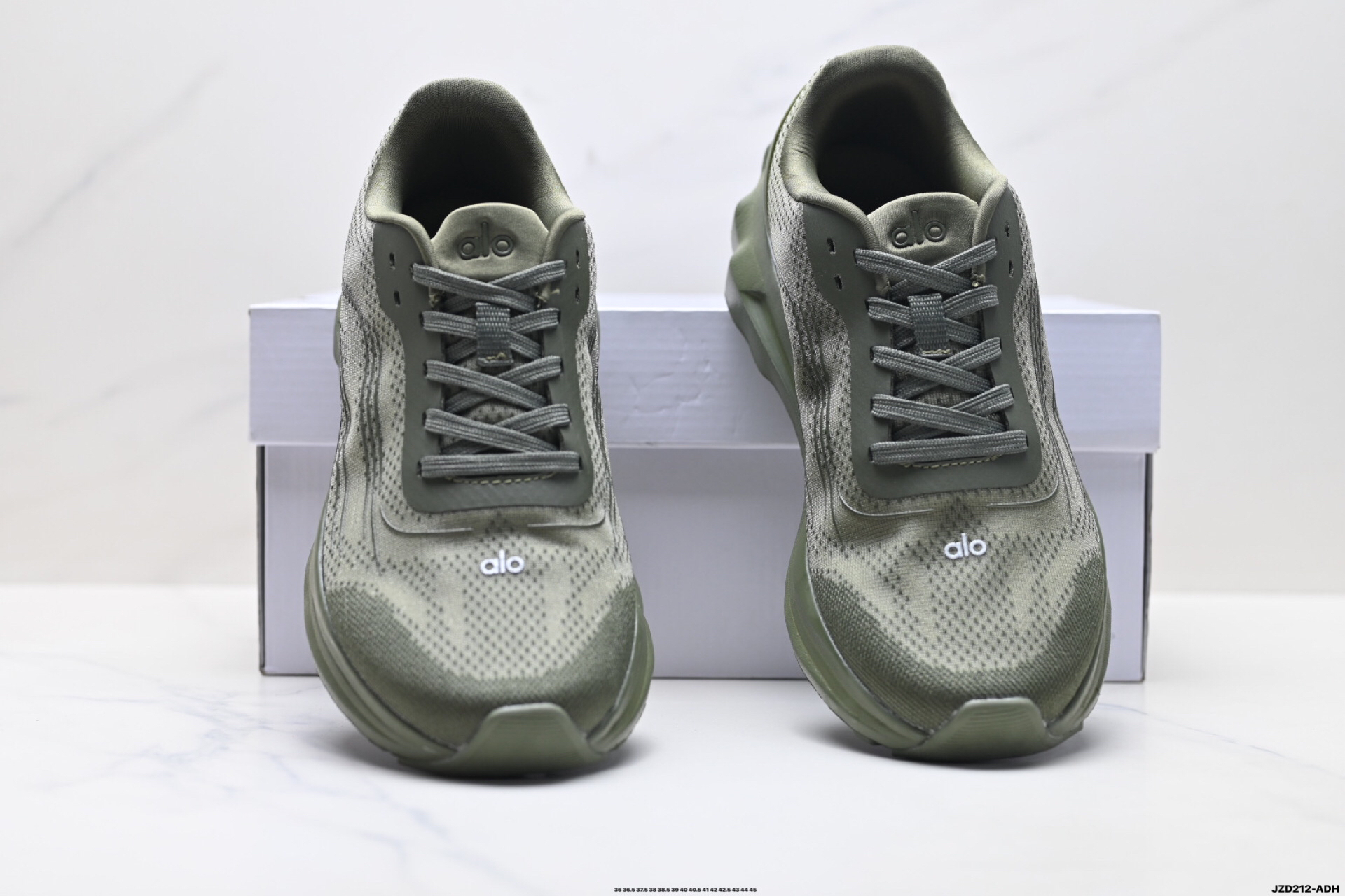 Alo Yoga Alo Runner Mesh Sneakers Olive Green