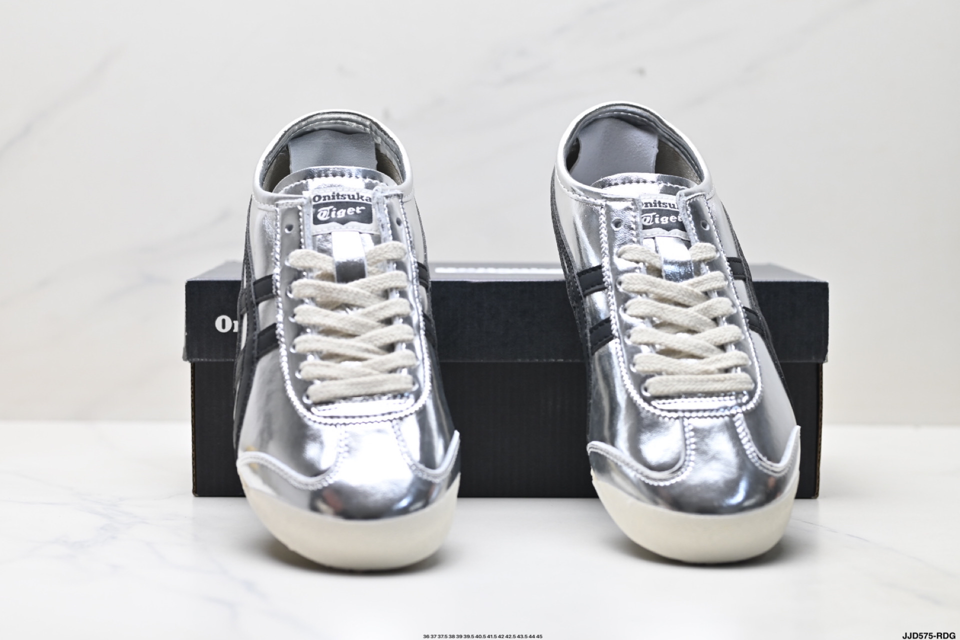 Onitsuka Tiger Mexico 66 Deluxe Sneaker Silver