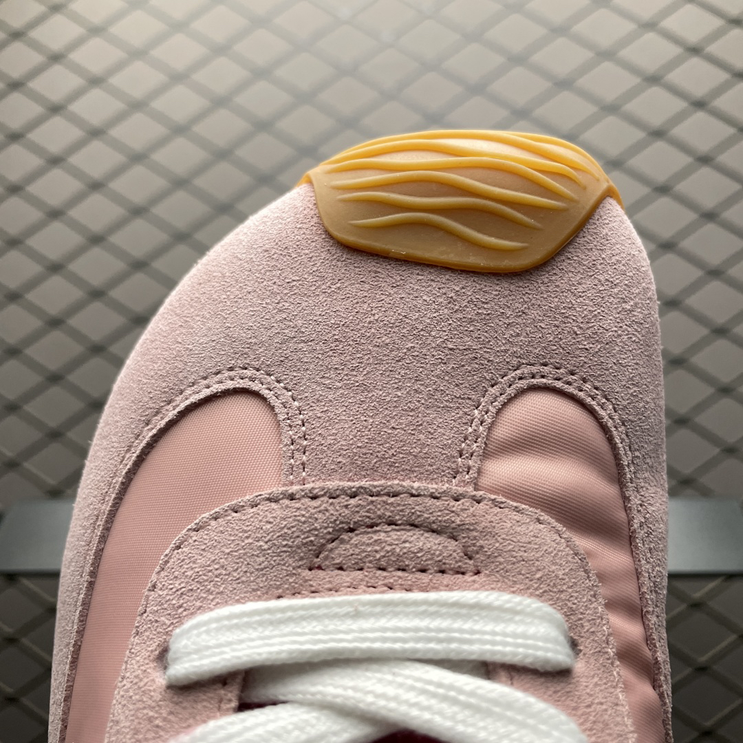 Loewe Ballet Runner Sneakers Pink