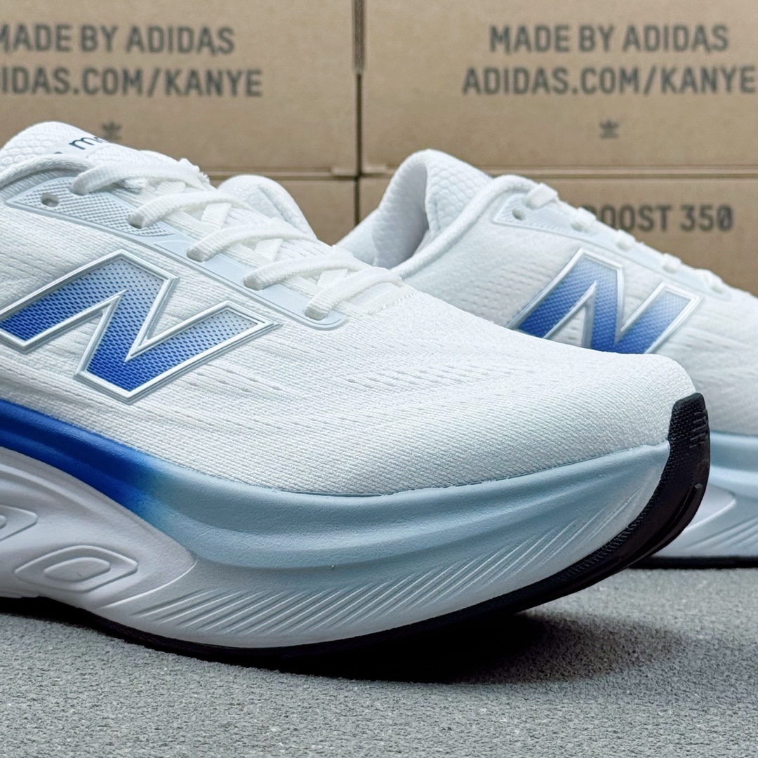 New Balance Fresh Foam Runner Shoes White/Blue