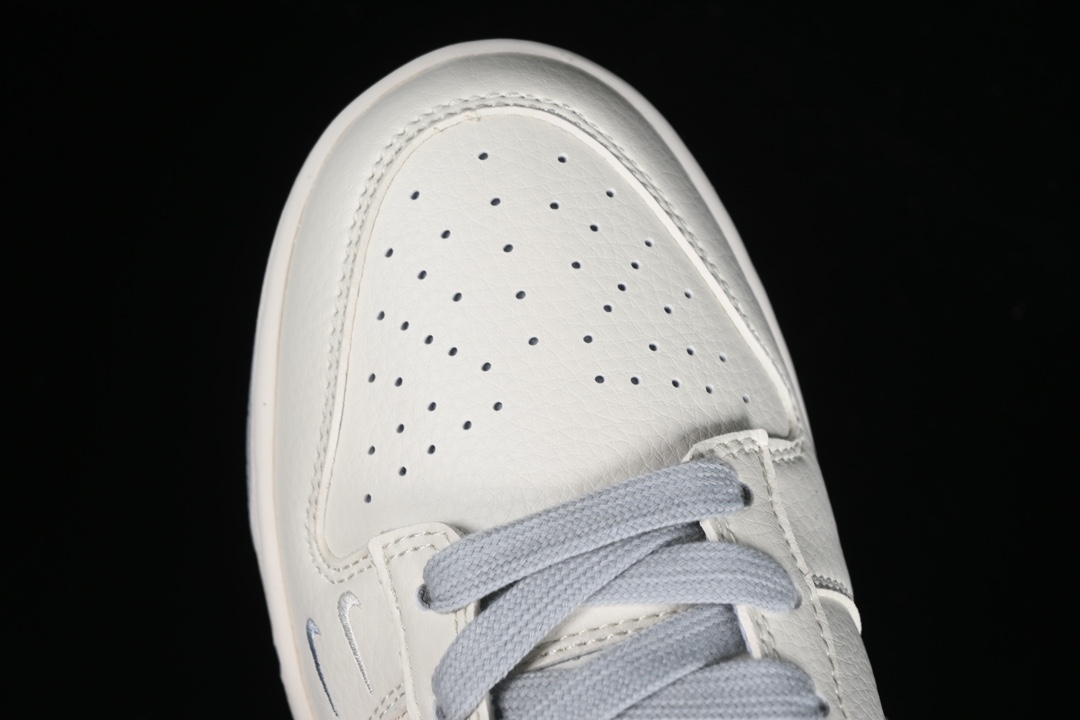 Nike SB Dunk Low x Stussy Anniversary Ivory Grey