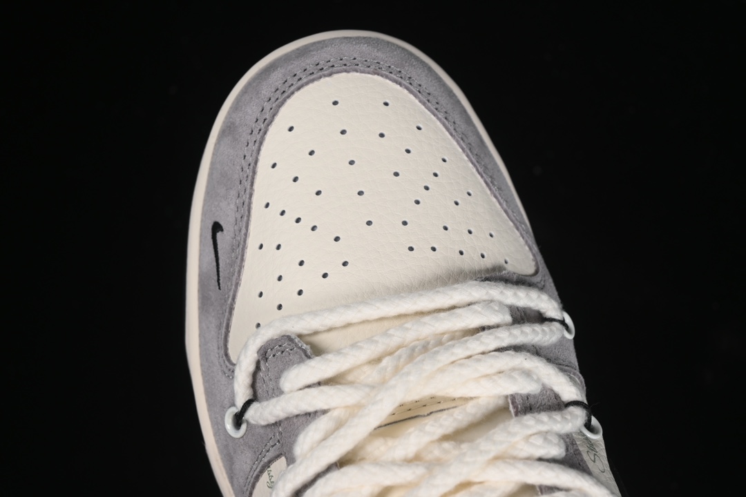 Nike SB Dunk Low Stussy Suede Skate Shoes Grey/Black