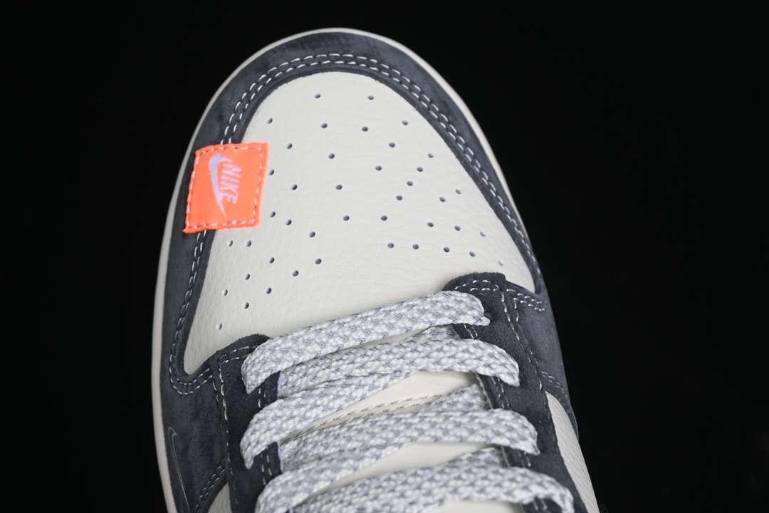 Nike SB Dunk Low x Stussy Suede Skate Shoes Gray