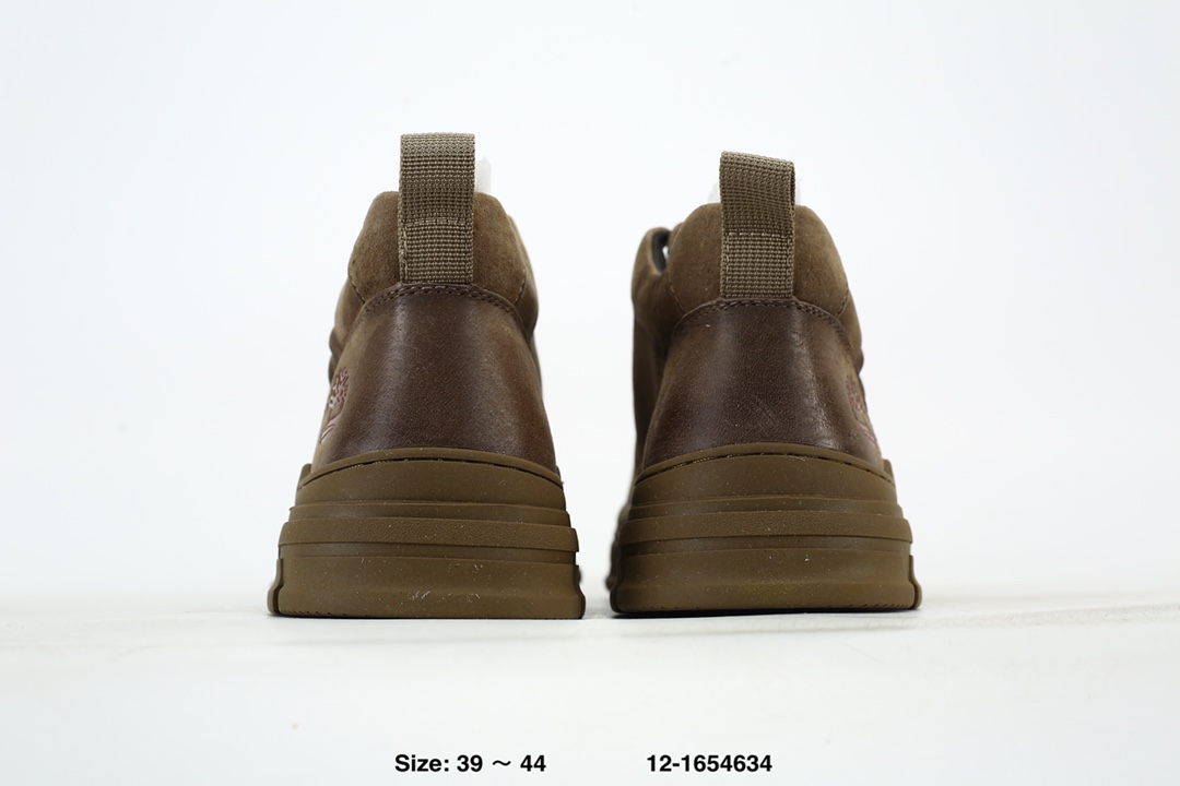 Timberland Low-Top Hiking Shoes Brown