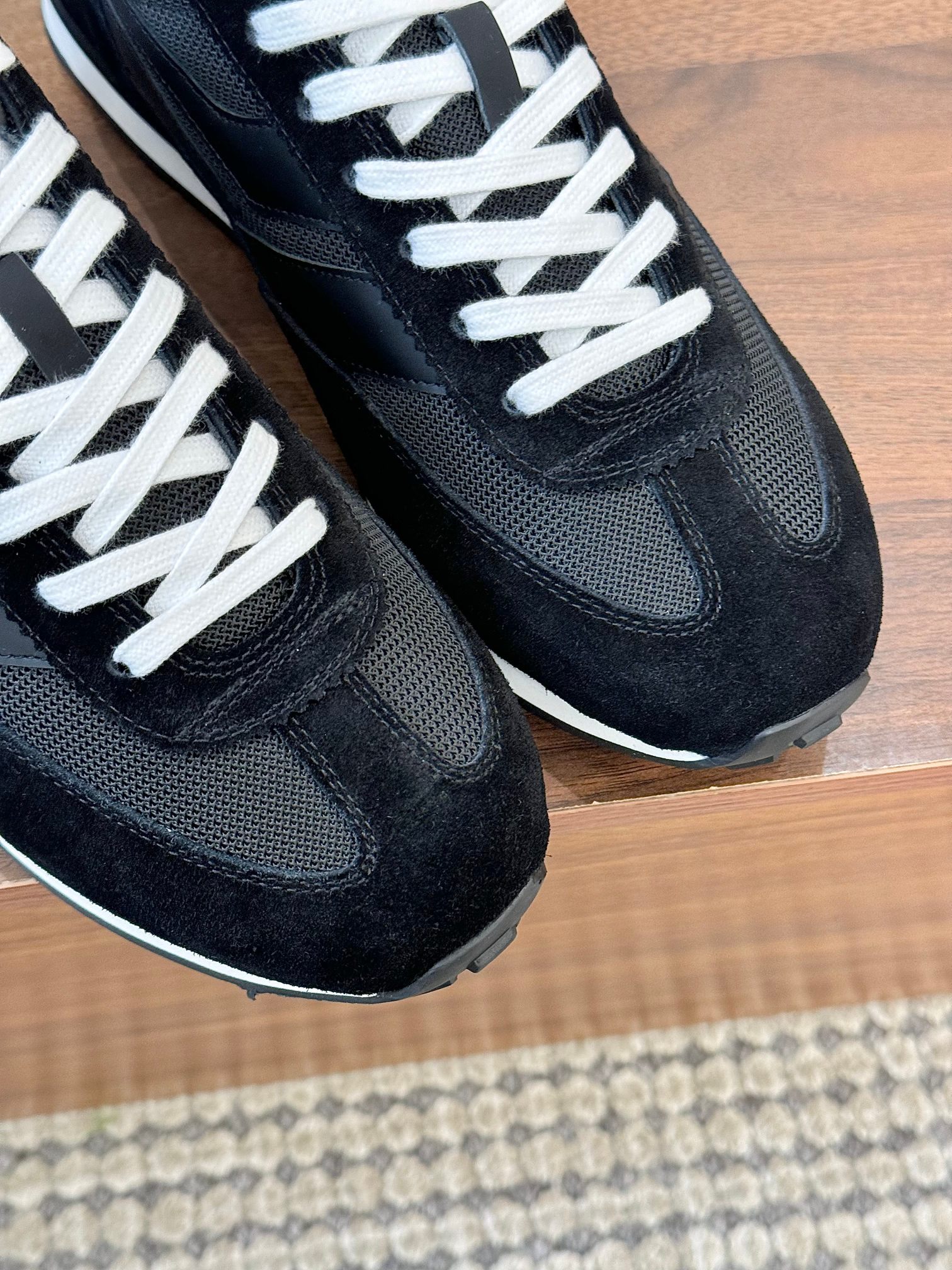 Tom Ford Low-Top Retro Runner Sneakers Black