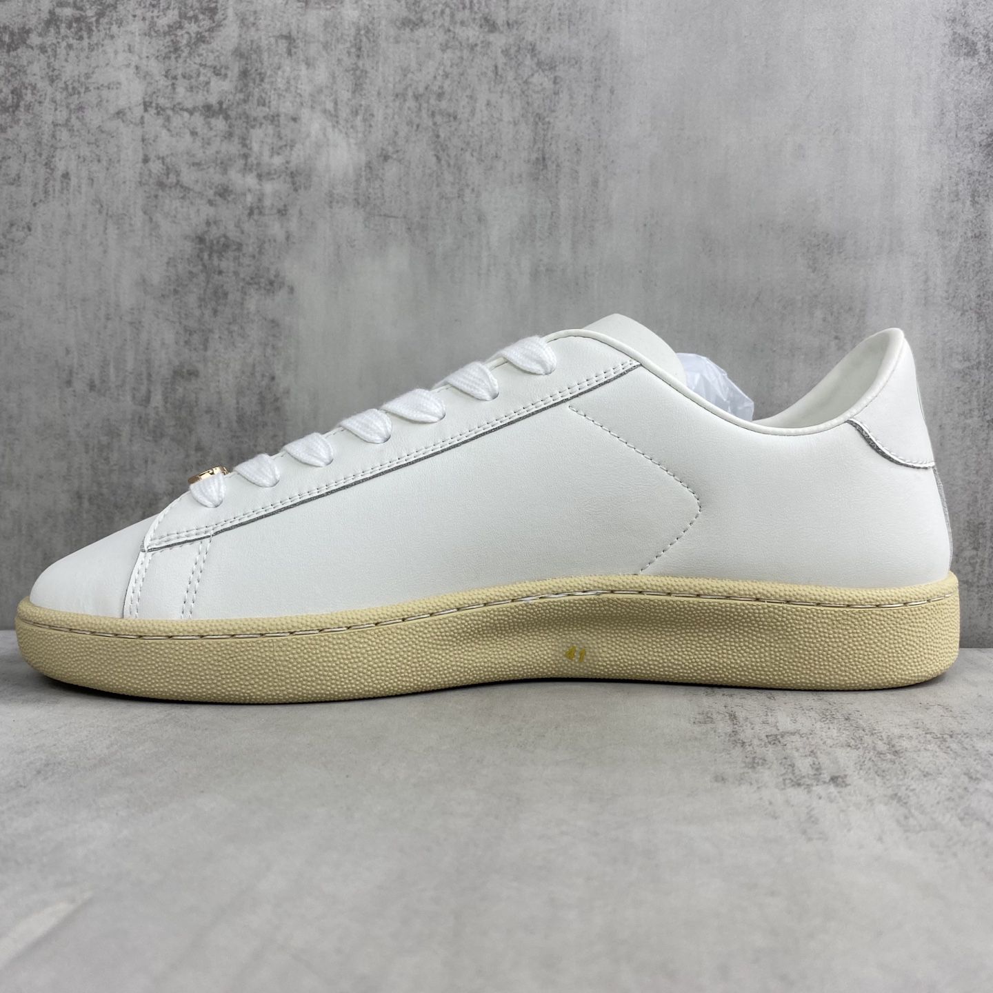 Valentino V-Logo Low-Top Sneakers White