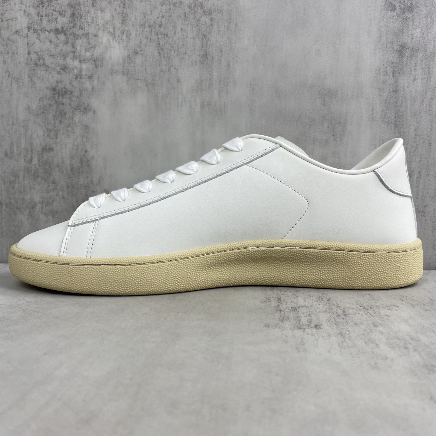 Valentino Low-Top Leather Sneakers White