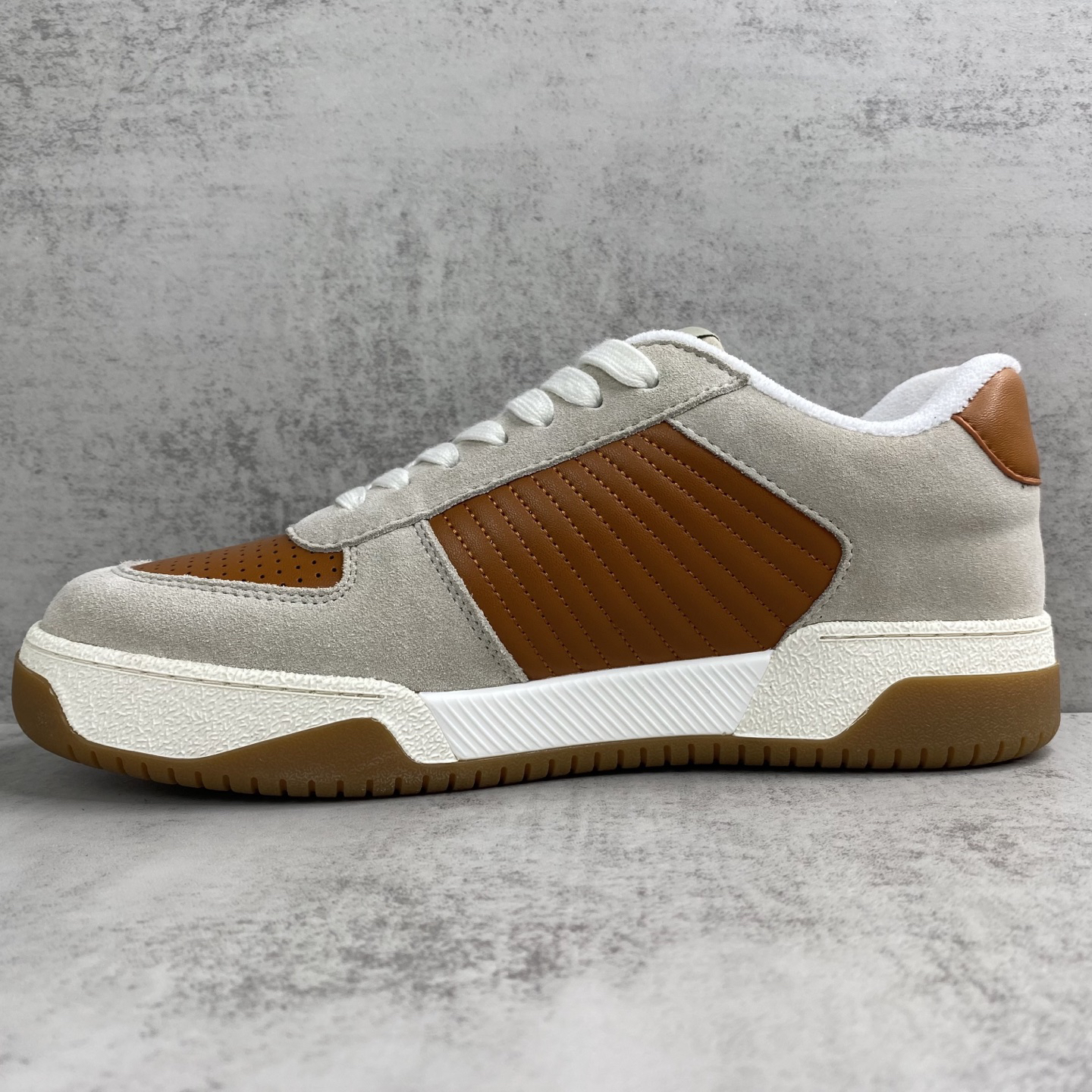 Valentino Joie de Jouer Platform Sneakers Brown