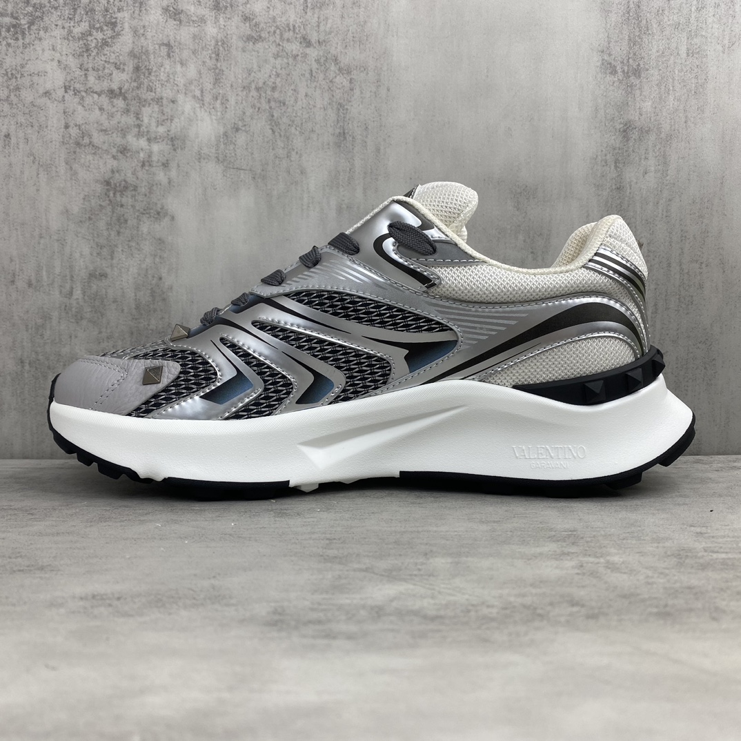Valentino Garavani Totaloop V Sneakers Silver