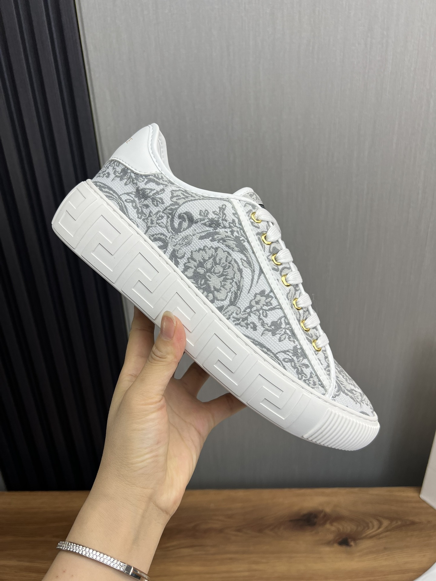 Versace Leather Low-Top Sneakers White/Grey