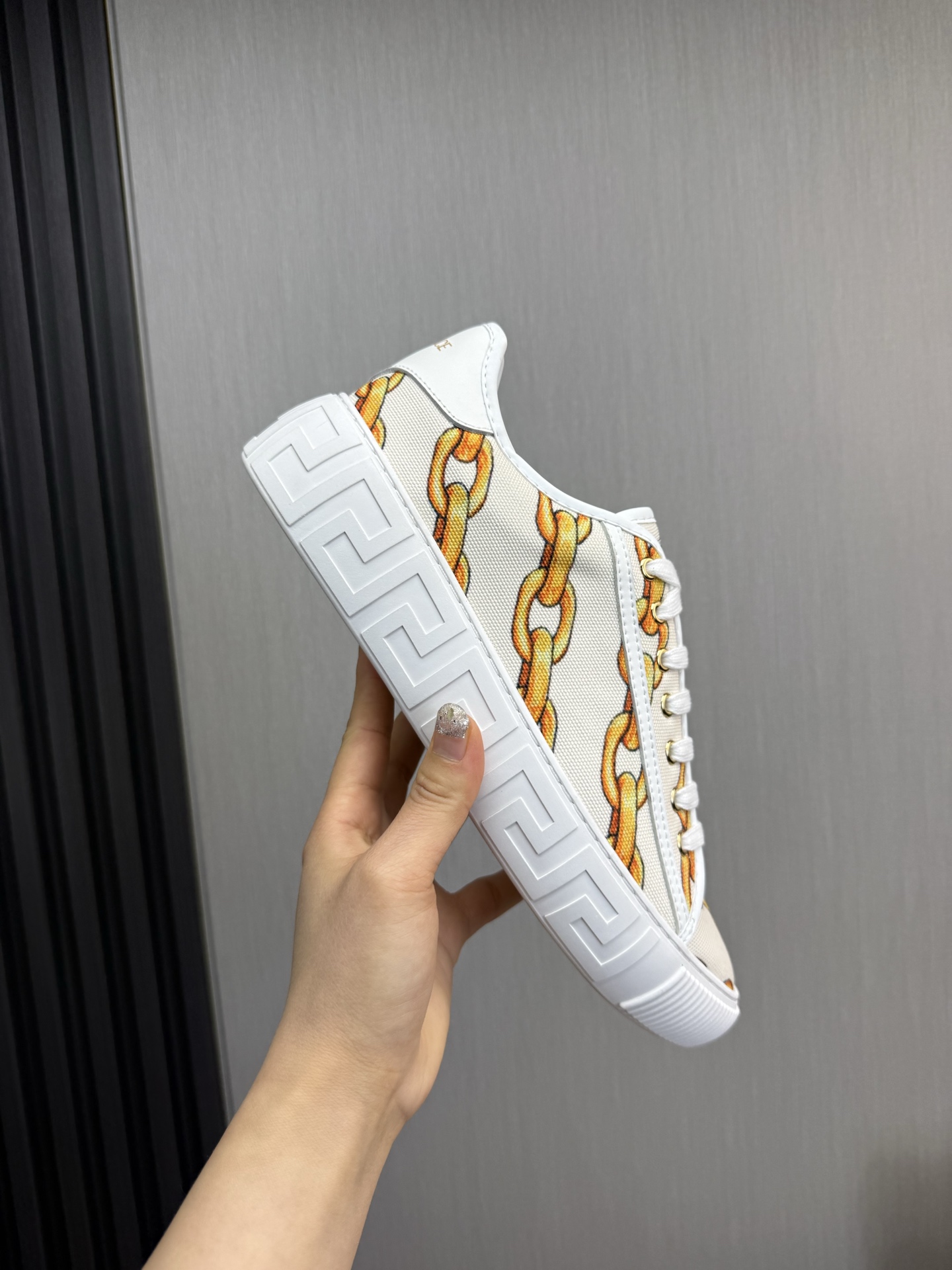 Versace Chain Print Low-Top Sneakers Multicolor