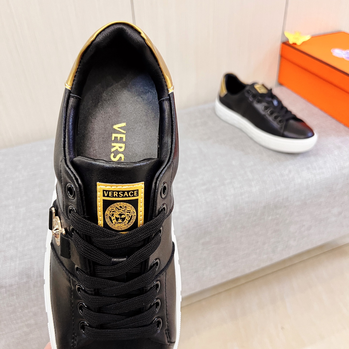 Versace Leather Low-Top Sneakers Black/Gold