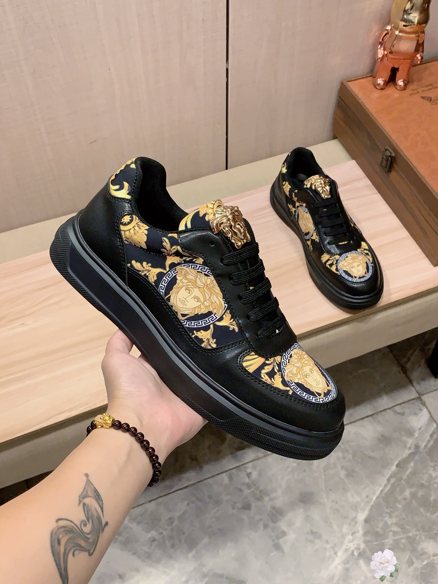 Versace Medusa Baroque Low-Top Sneakers Black/Gold