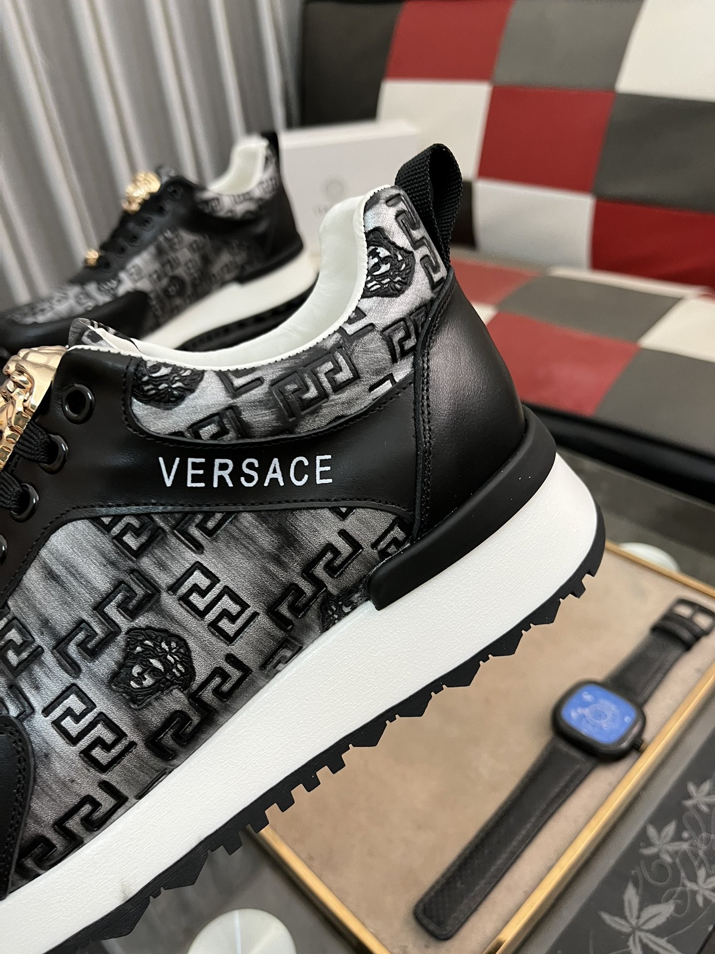 Versace Medusa Leather Runner Sneakers Black/Grey