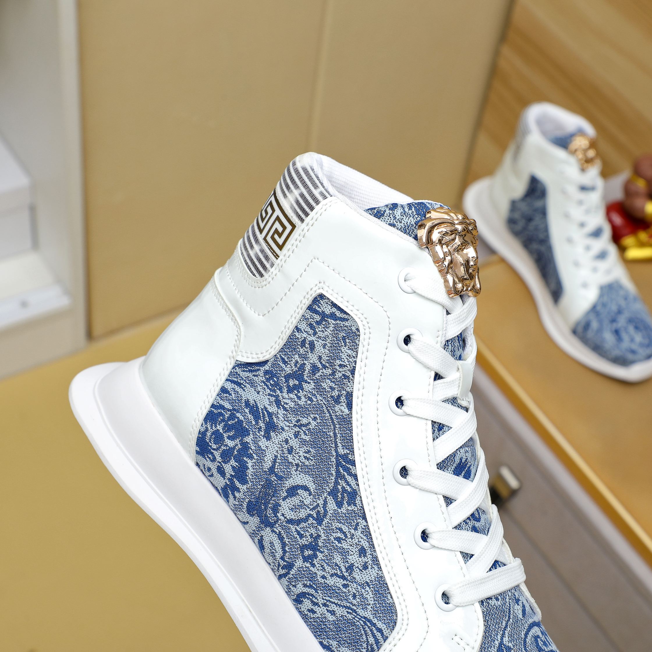 Versace Medusa High-Top Sneakers Blue/White