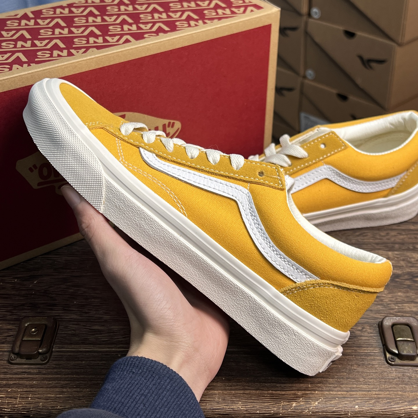 Vans Old Skool 36 Low-Top Sneakers Yellow