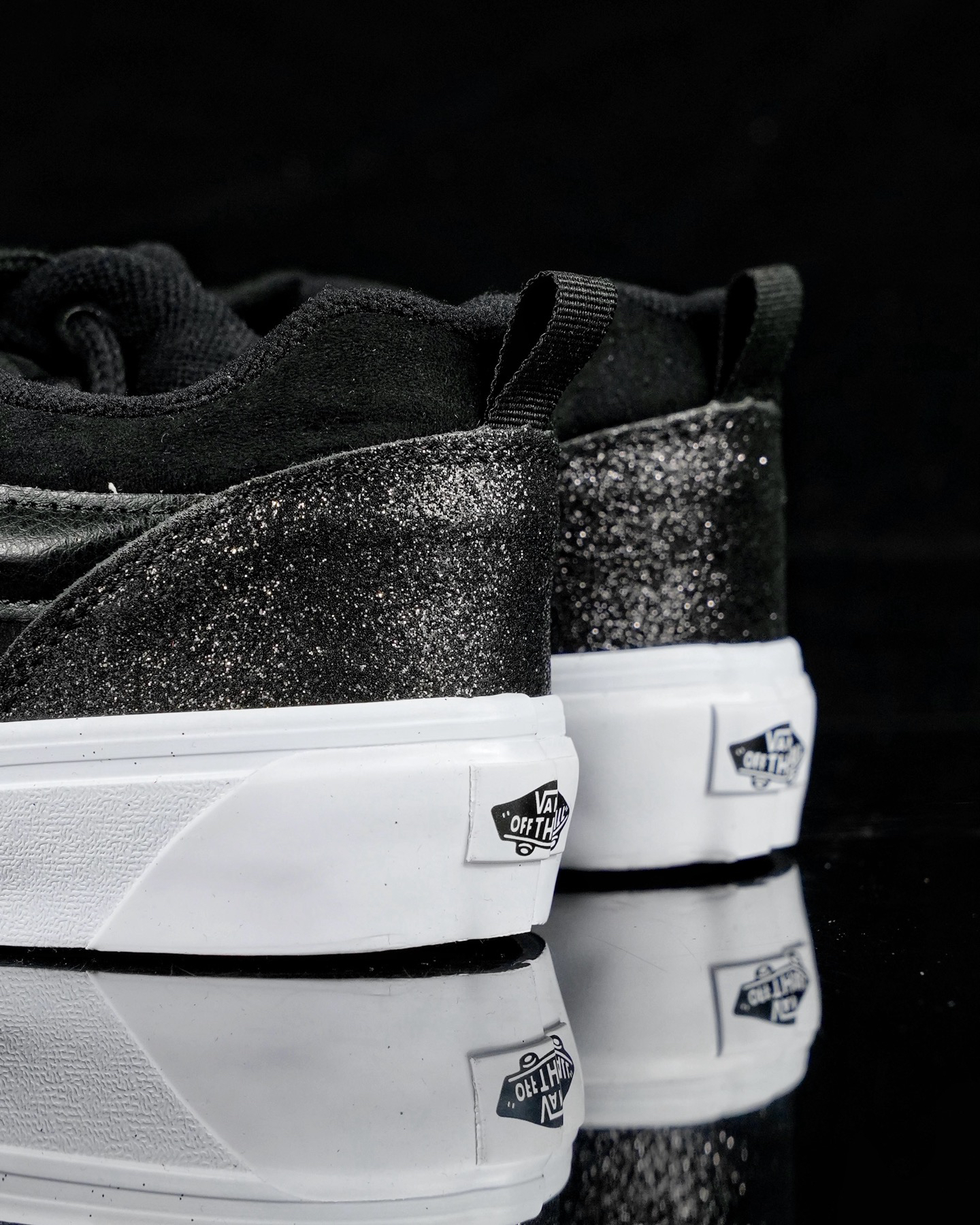 Vans Knu Skool Suede Skate Shoes Black