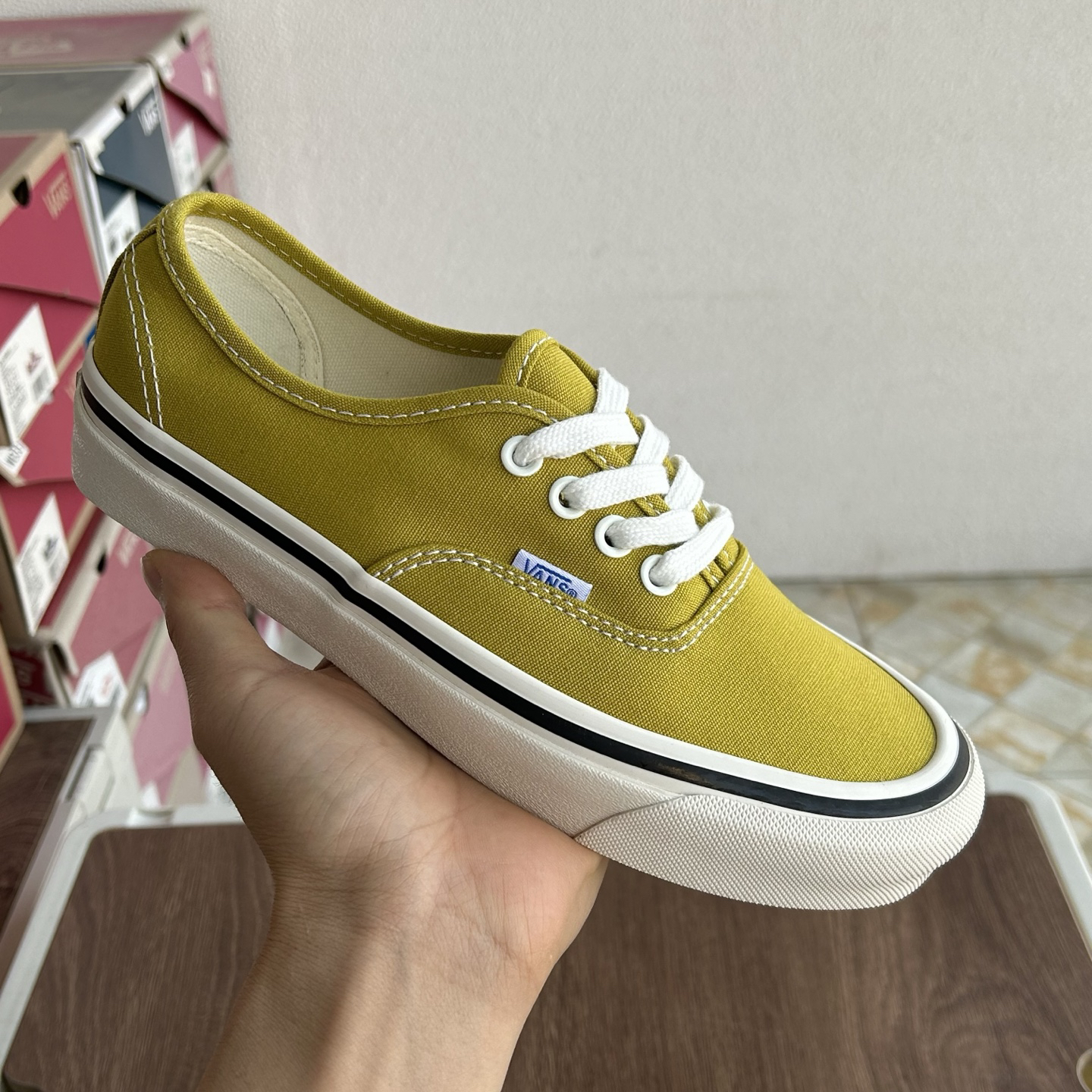 Vans Authentic 44 Dx Low-Top Skate Shoes Mustard Yellow